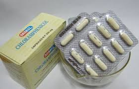 کلرامفنیکل (به انگلیسی: CHLORAMPHENICOL)‏